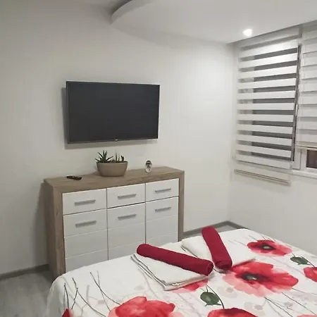 Lux Apartment 7, Parking Nis Exterior photo