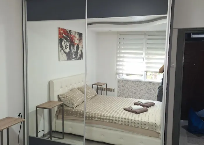 Lux Apartment 7, Parking