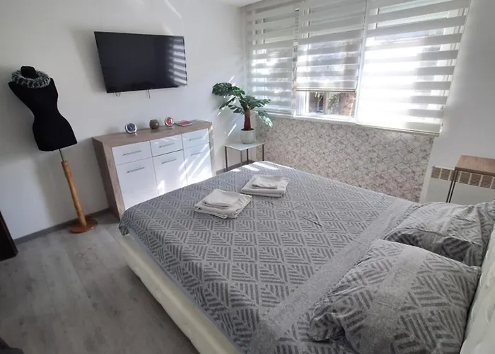 Lux Apartment 7, Parking