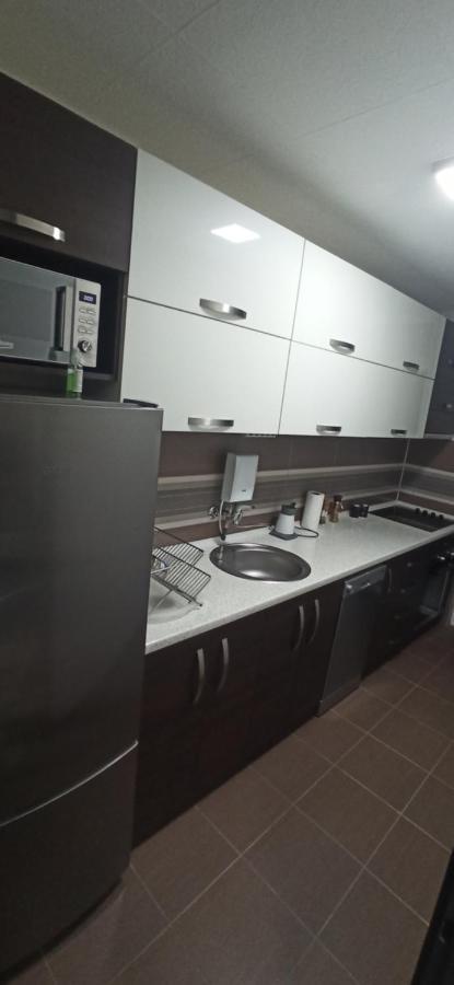 Apartment Lux 7, Parking Nis